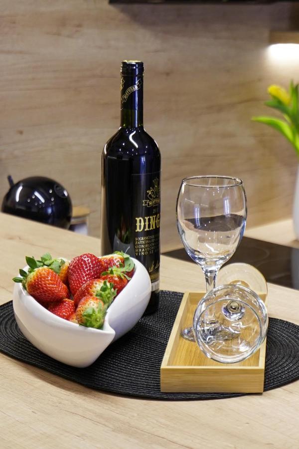 Apartment Ispod Ure Синь Экстерьер фото